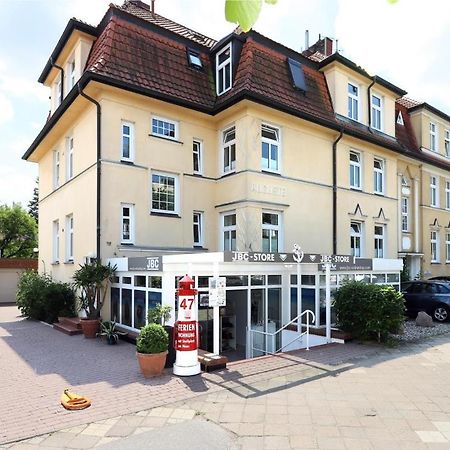 Villa Warnemuende Ferienwohnungen Rostock Exterior foto