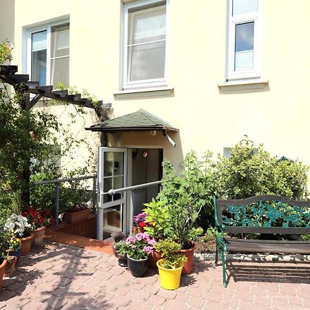 Villa Warnemuende Ferienwohnungen Rostock Exterior foto